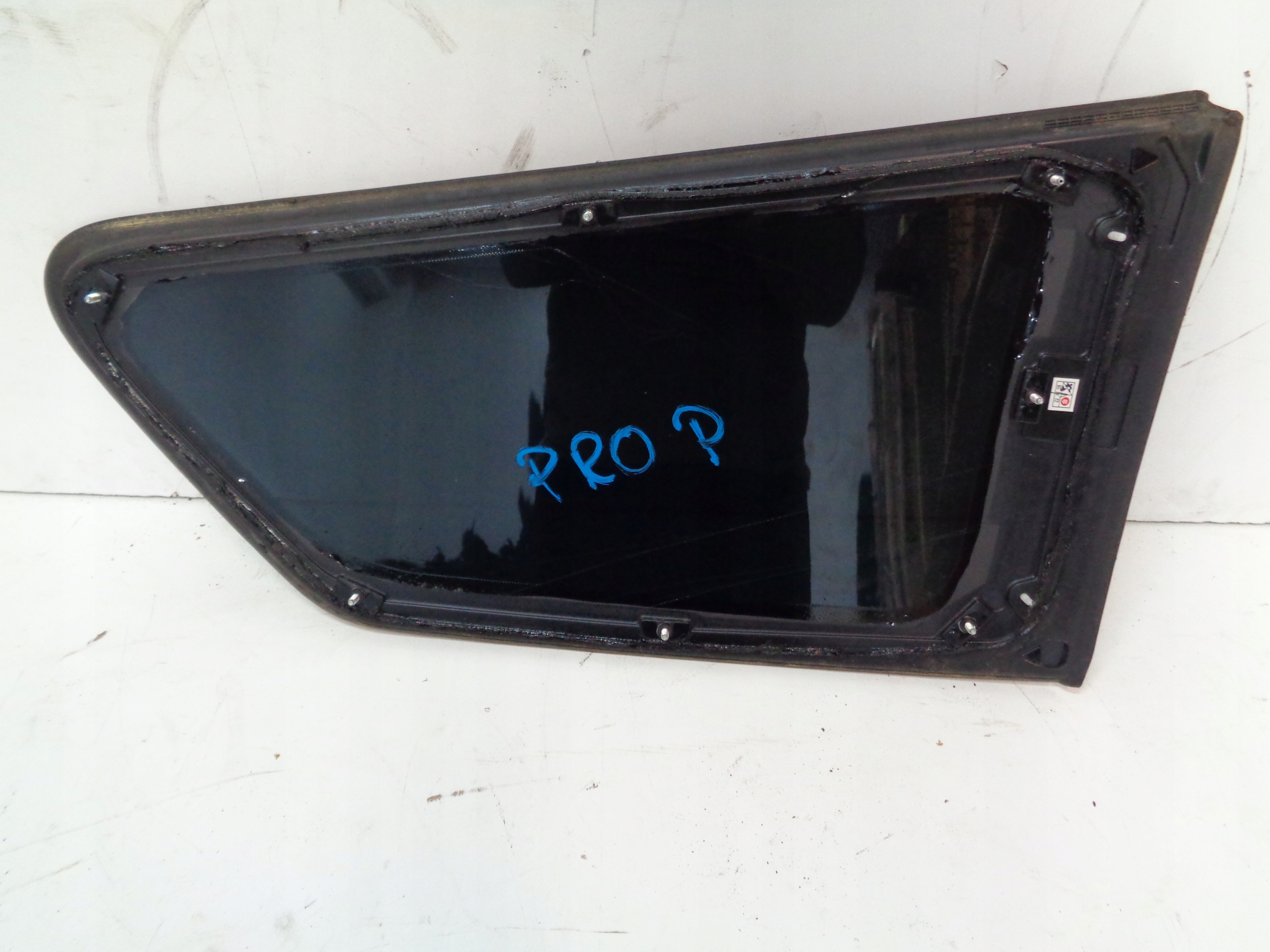 KIA PRO CEED 07-12 SZYBA PRAWA TYŁ KAROSERYJNA Producent części Kia OE