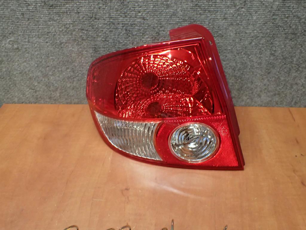 фонарь левый Hyundai GETZ 02-05
