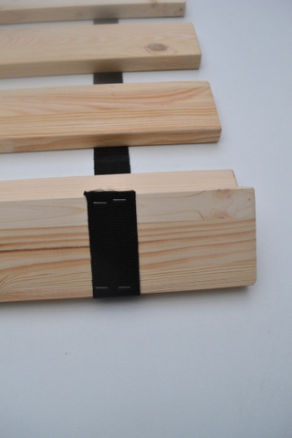 STELAŻ DO ŁÓŻKA 100/200 DREWNO POD MATERAC Marka 3 Sprouts