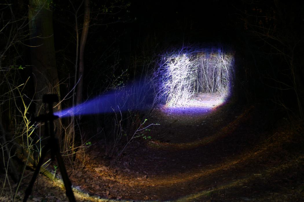 X-BALOG LATARKA CZOŁOWA CZOŁÓWKA XM-L T6 ZOOM USB Liczba trybów 3