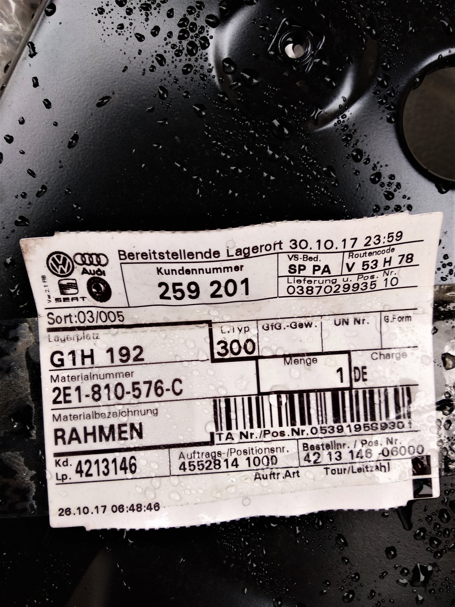 VW CRAFTER SPRINTER RAMA POSZYCIE SŁUPEK PRÓG Producent części Volkswagen OE