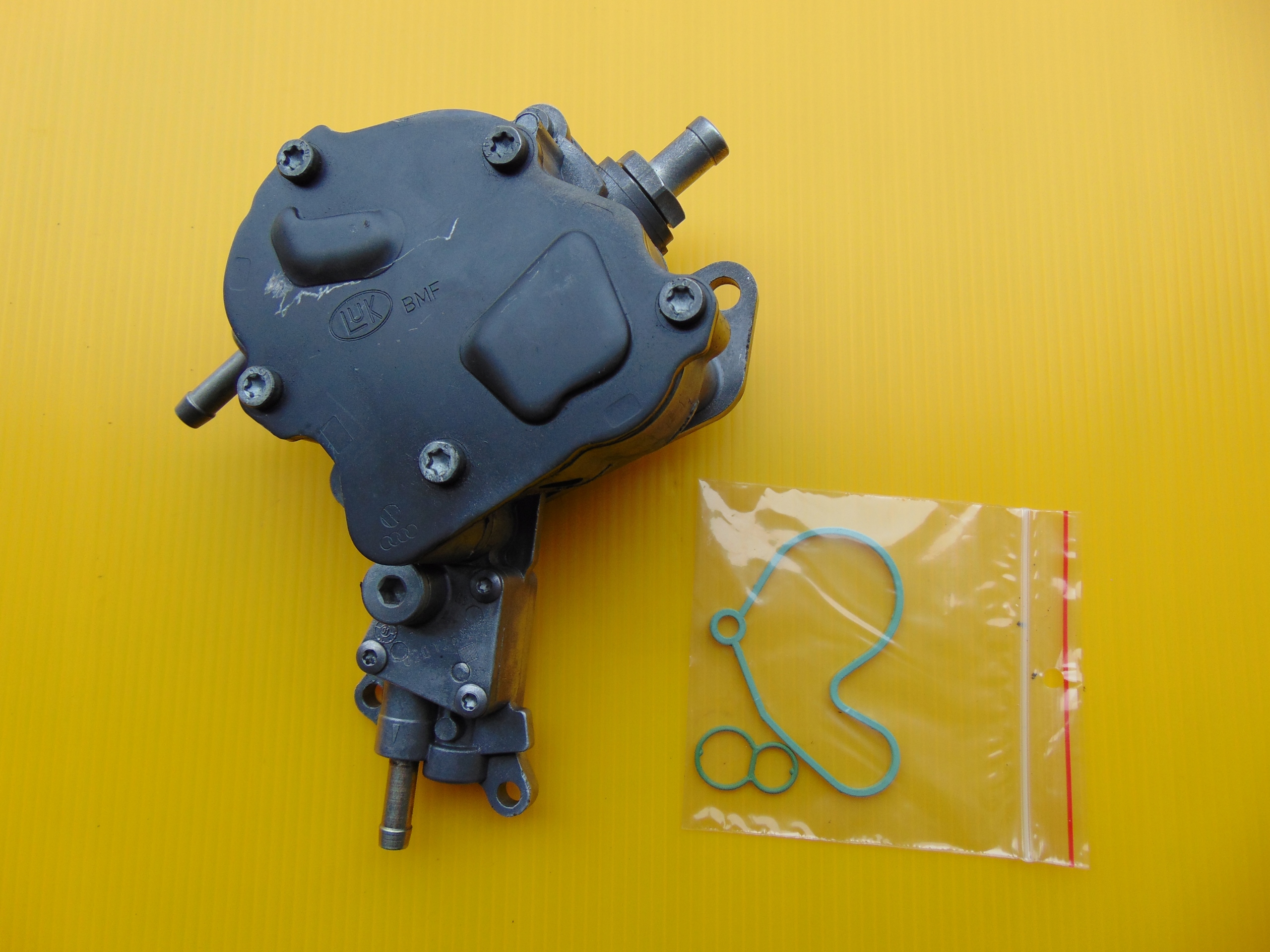 Насос Вакуум палива вакууму 1,9TDI38145209a РЕСТАВРОВАНА