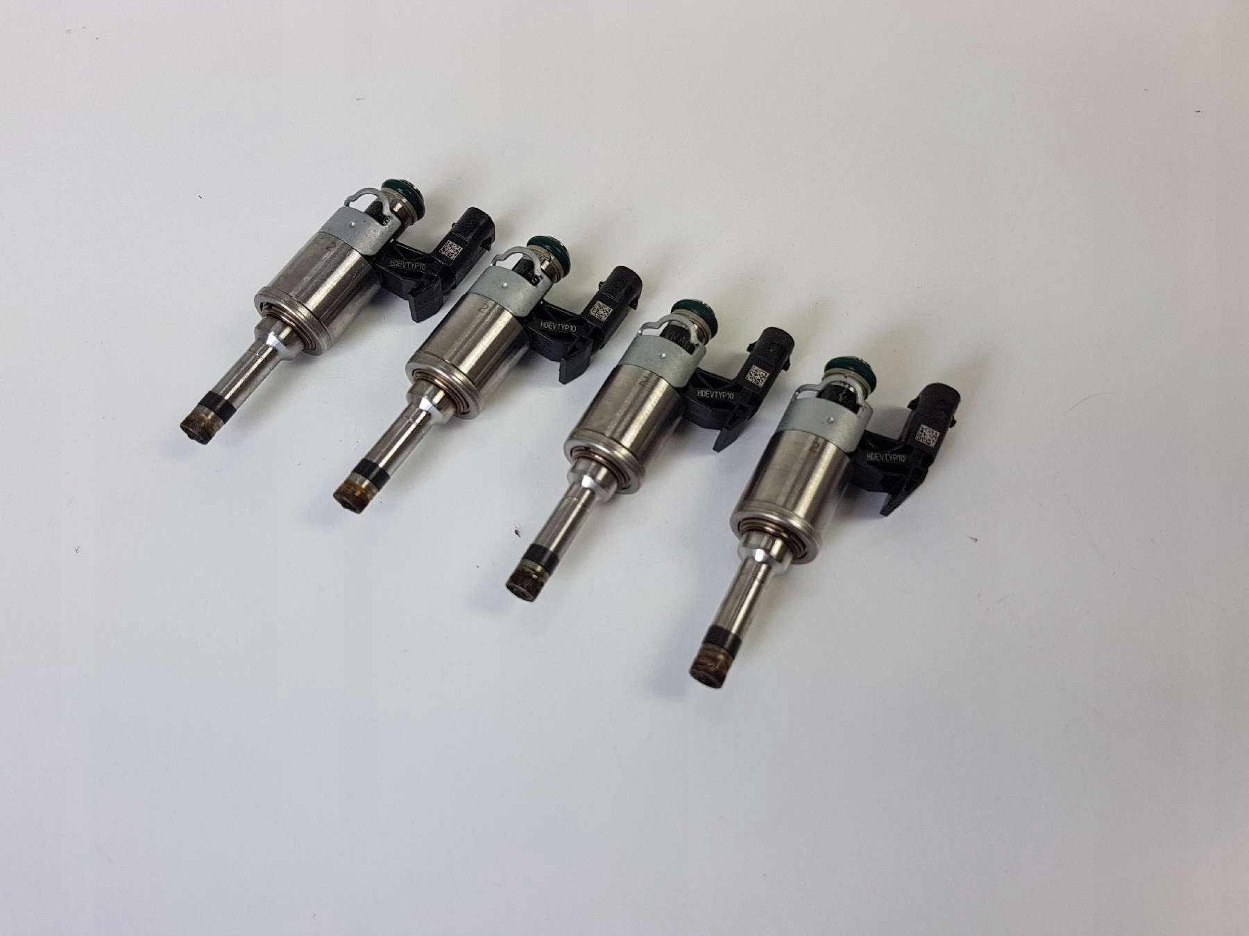 VW JETTA VII 1.4 TSI nozzle injector 0261500611