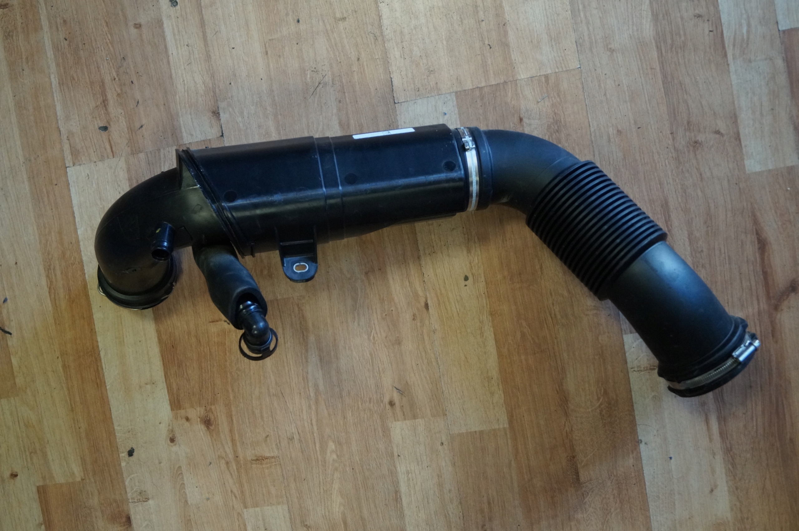 8693166 - BMW MINI F55 F56 F57 воздуховод 1.5 T