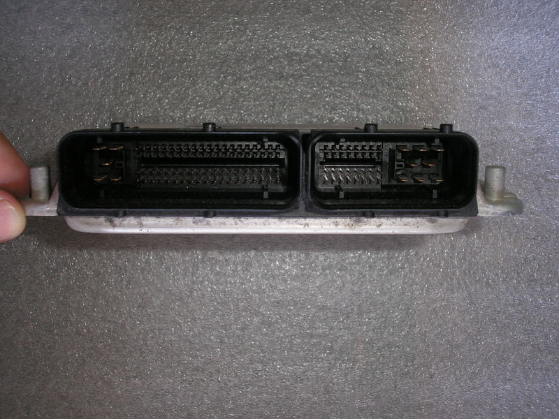 ORYG KOMPUTER STEROWNIK VW T4 LT 074906018B Producent części Bosch