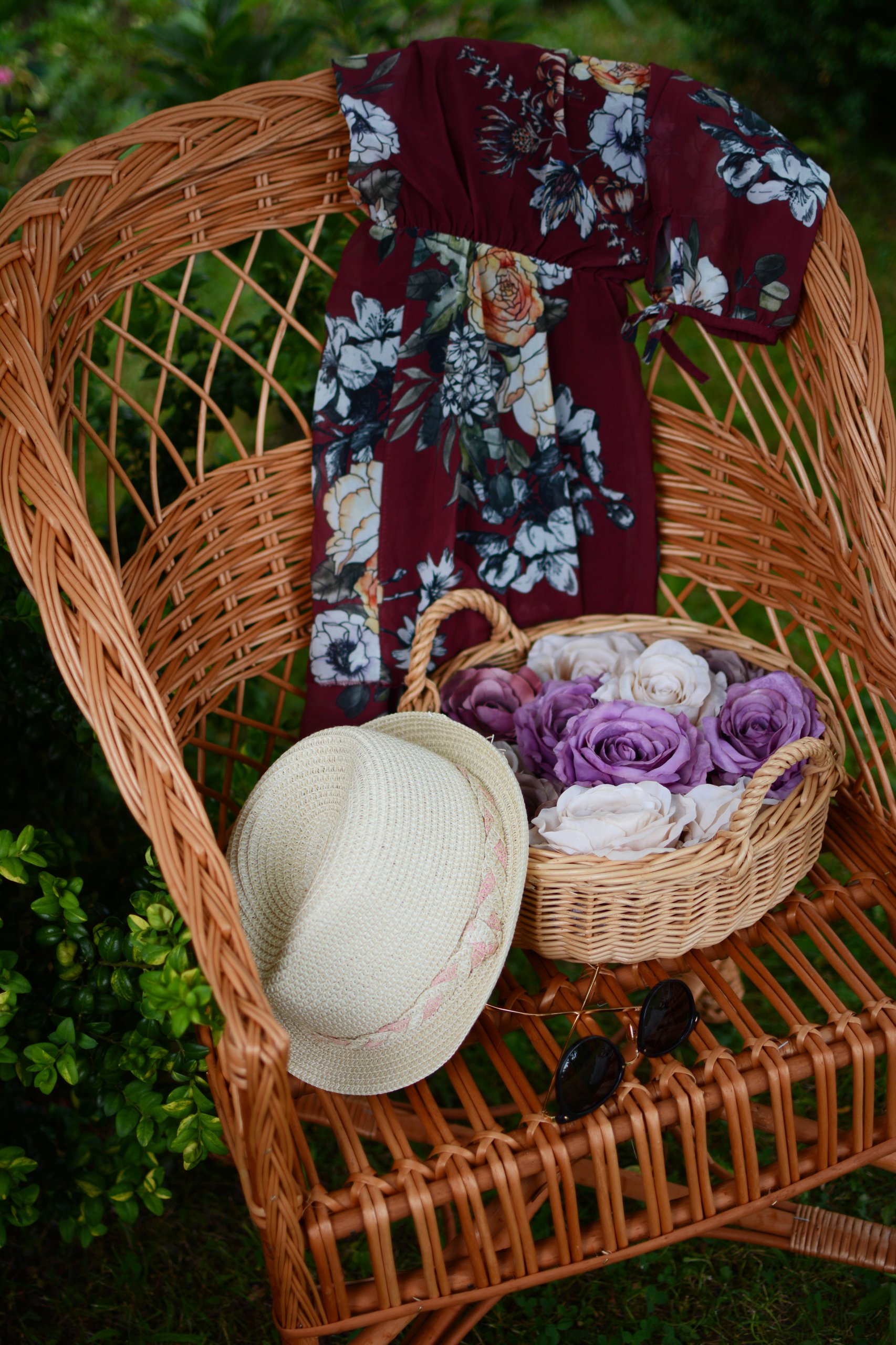 Solidna taca wiklinowa z uszkami- taca na owoce Kod producenta TWU03