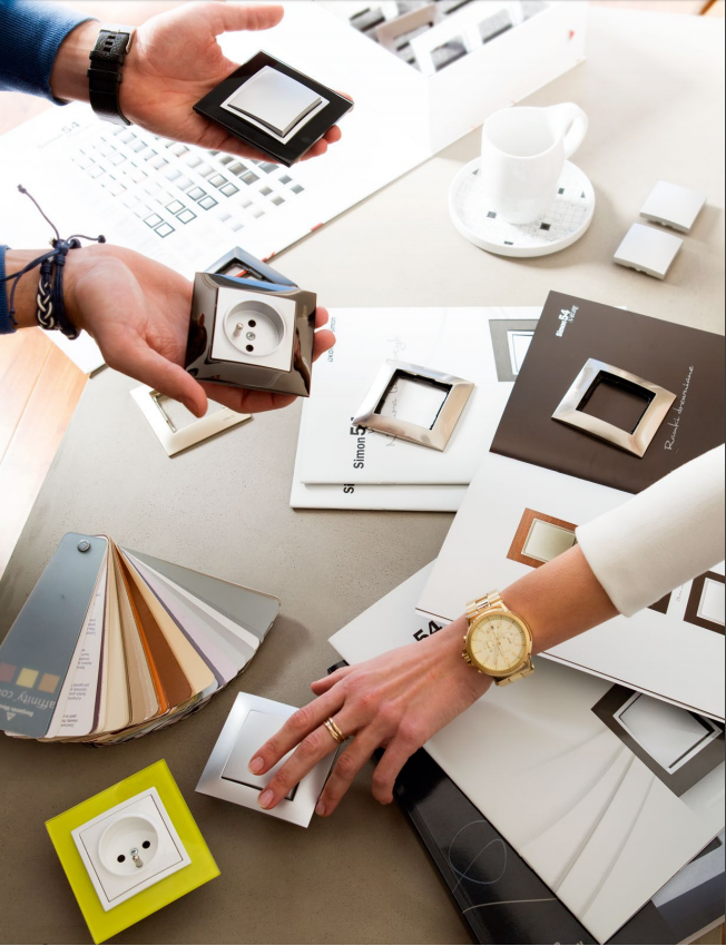 SIMON 54 RAMKA PODWÓJNA 2x ANTRACYT DR2/48 Kod producenta DR2/48