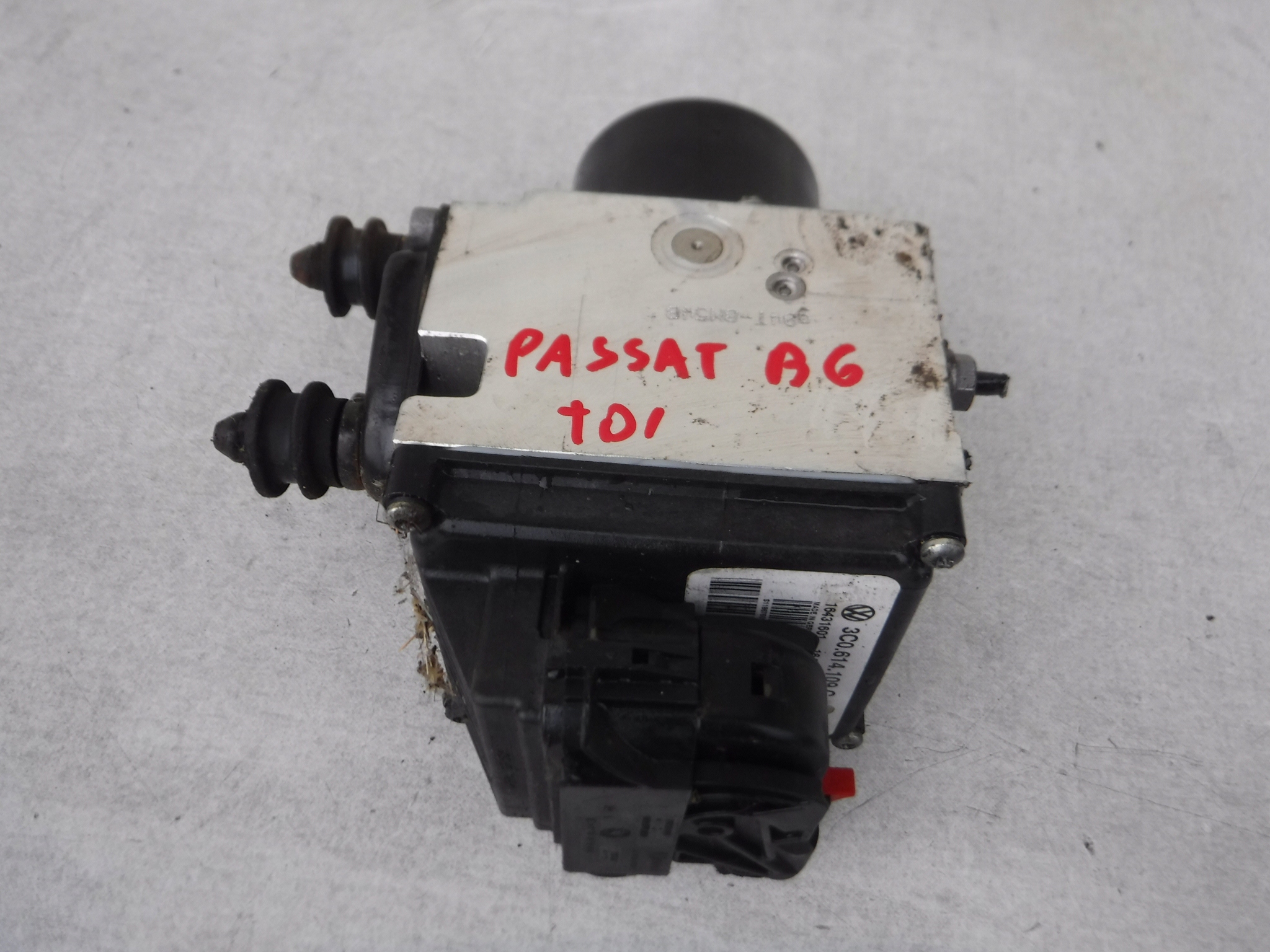 насос ABS vw PASSAT B6 3C0614109C