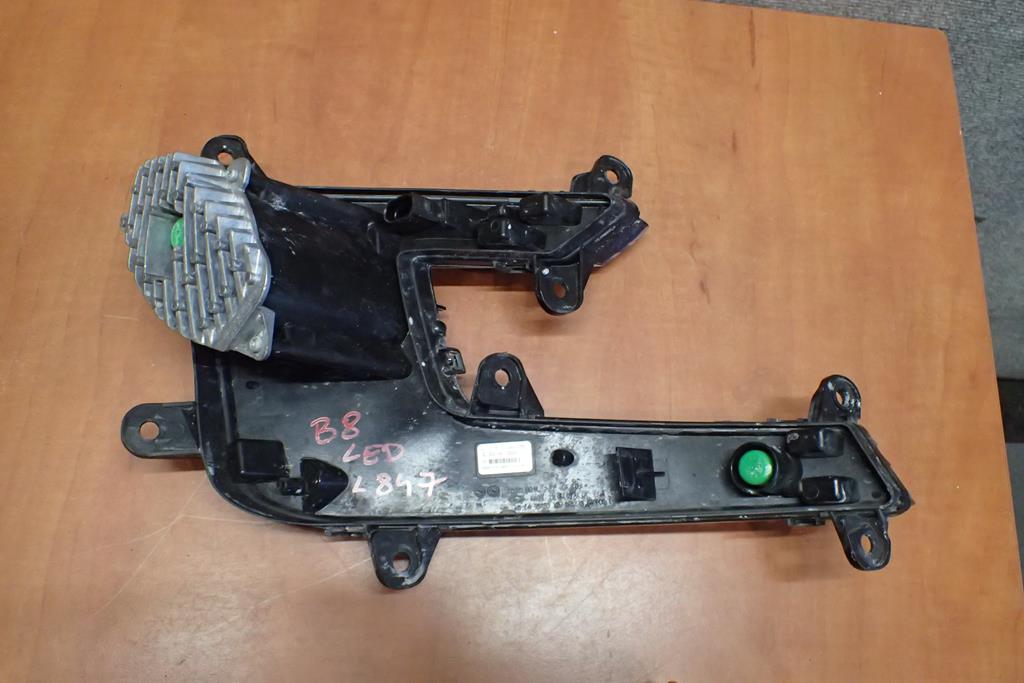 Halogen lewy LED VW PASSAT B8 3G0 Typ samochodu Samochody osobowe