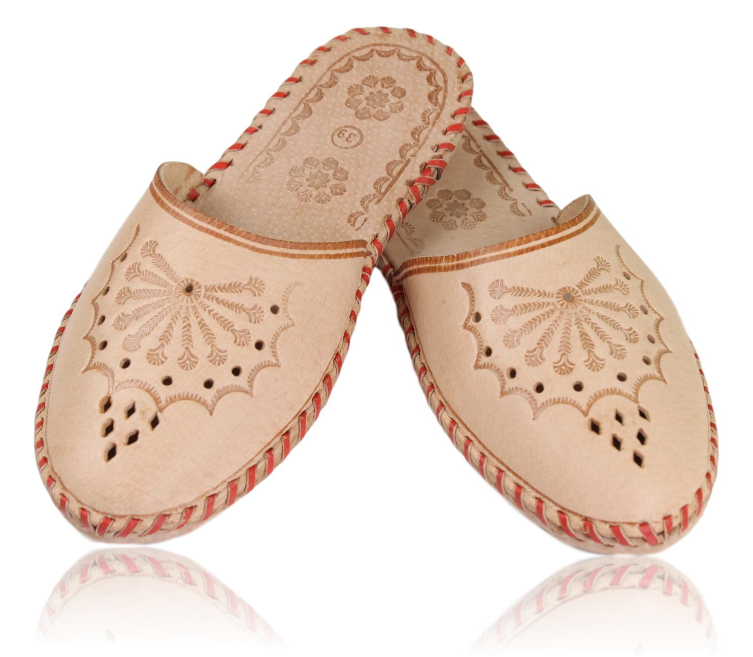 Kapcie regionalne klapki damskie skórzane 1120 40 Rozmiar 40