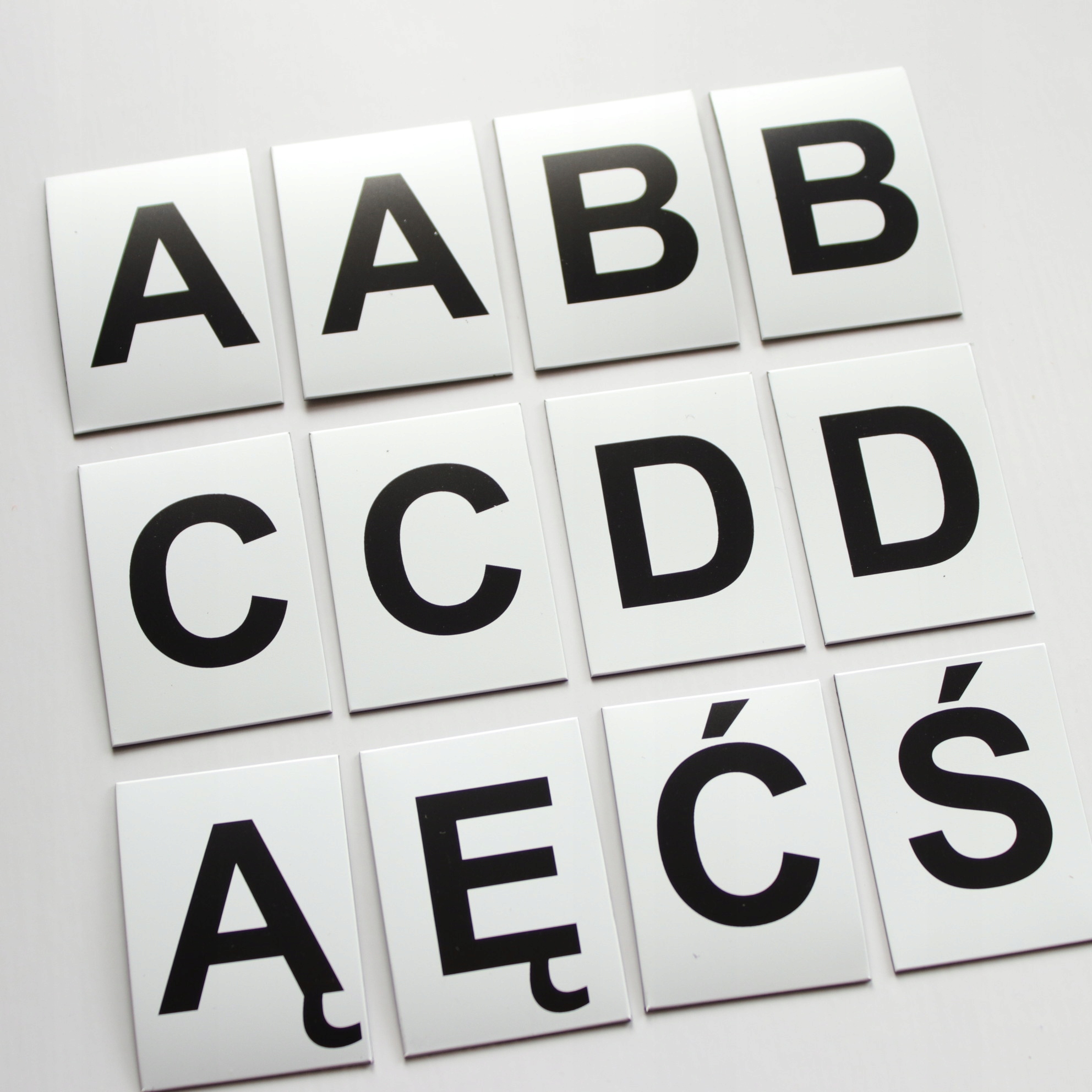 Literki Magnetyczne MagWords Rok wydania 2020