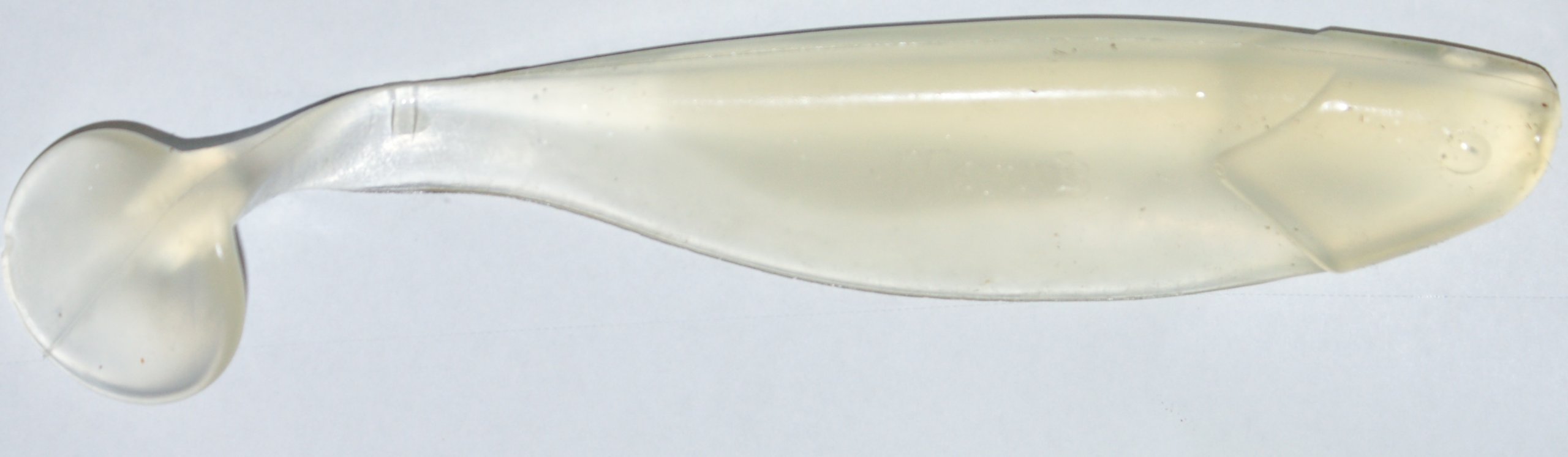 

Manns Ripper 150mm Przeźroczysta perła