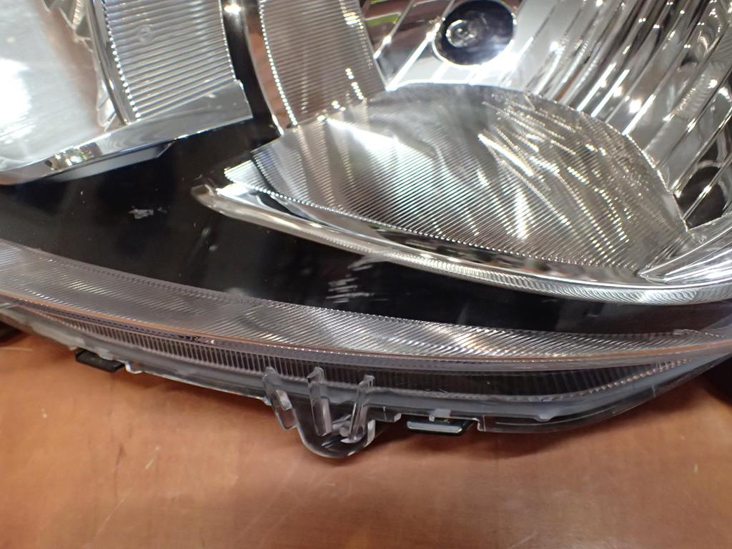 light front front left MITSUBISHI SPACE STAR 13
