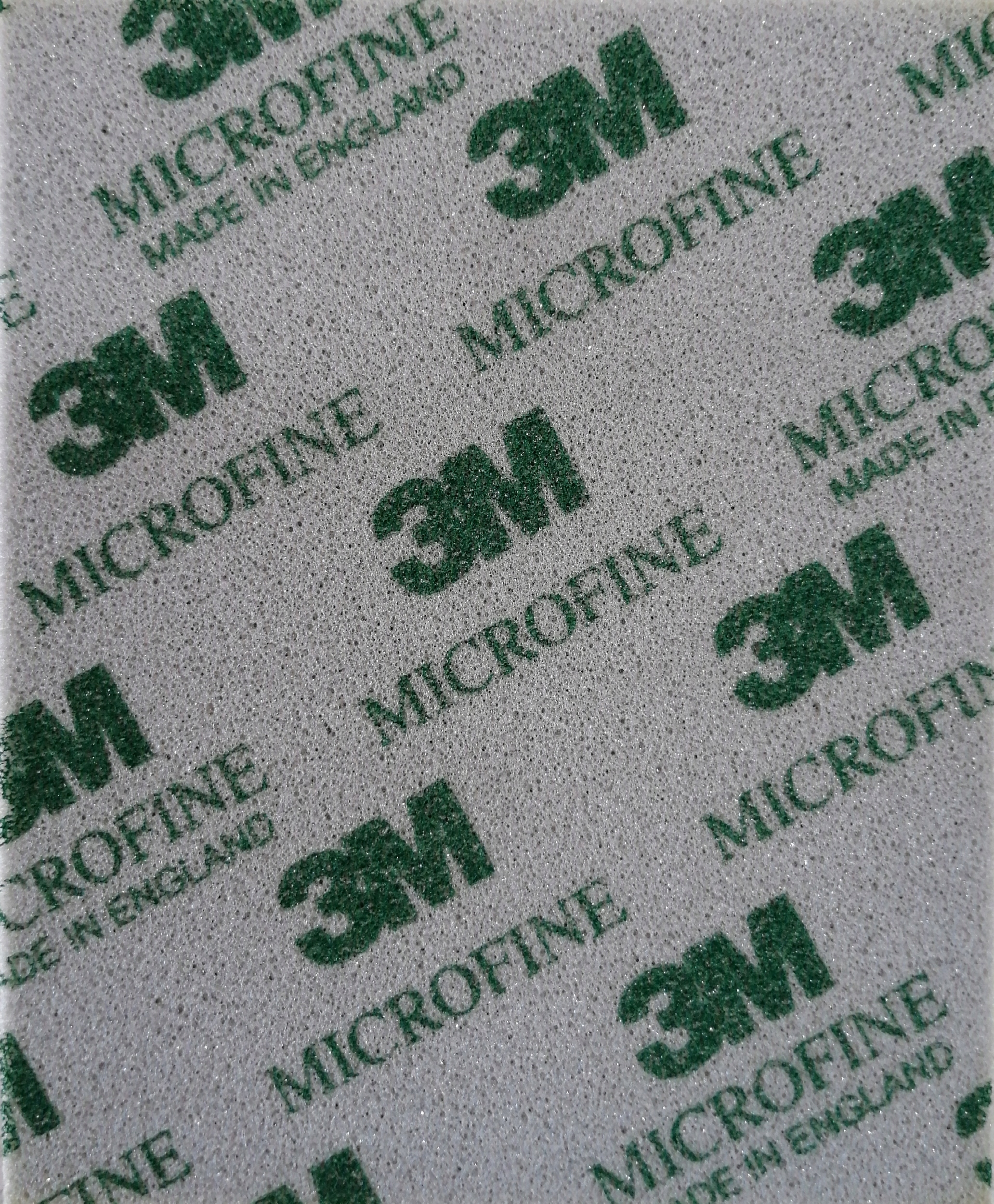 

3M Gąbka Ścierna Micro Fine 2600