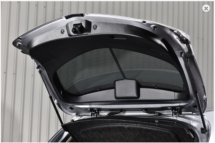 Заслінки сонцезахисні Audi Е-Трон 19- захисту рулонні штори сонцезахисні photo 4