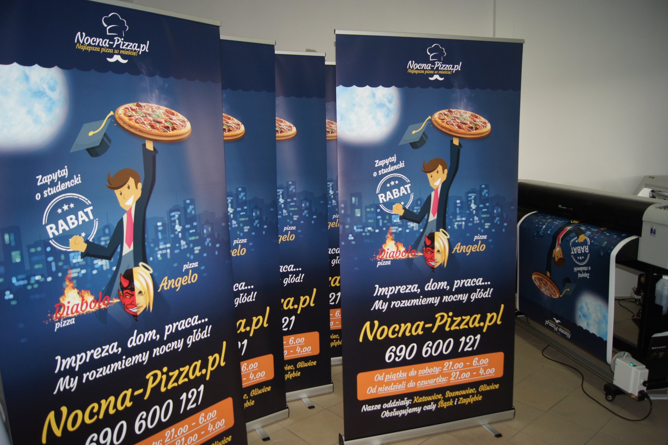 WYDRUK DO ROLL-UP 100x200cm BLOCKOUT 24H HIT! Waga produktu z opakowaniem jednostkowym 1 kg