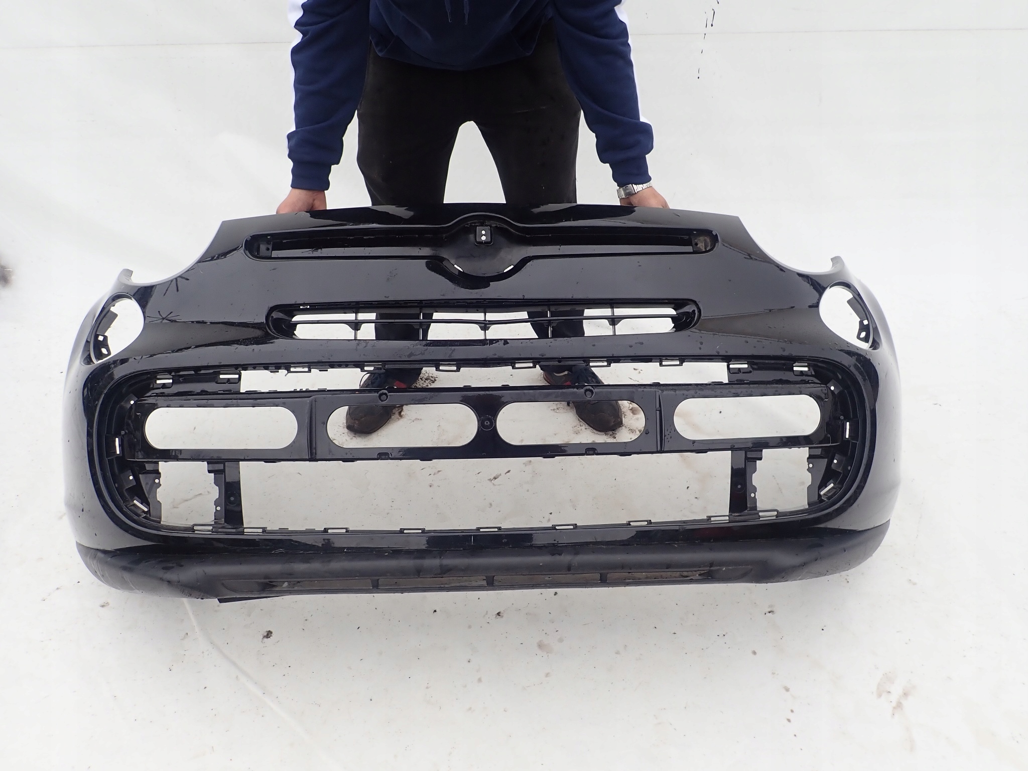 FIAT 500L 12-> bumper front front