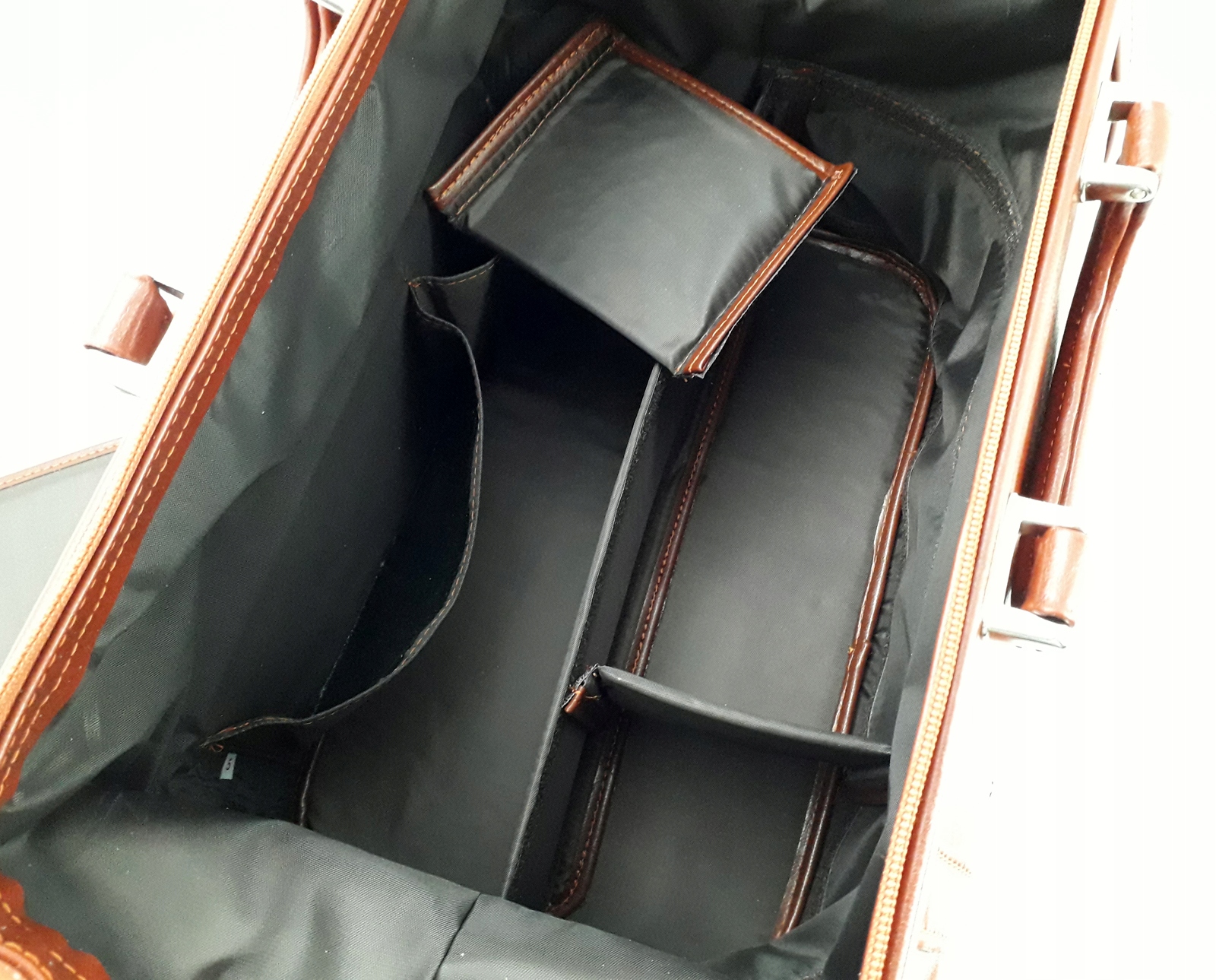 SKÓRZANA TORBA LEKARSKA, KUFER DLA LEKARZA M550 Rodzaj torba