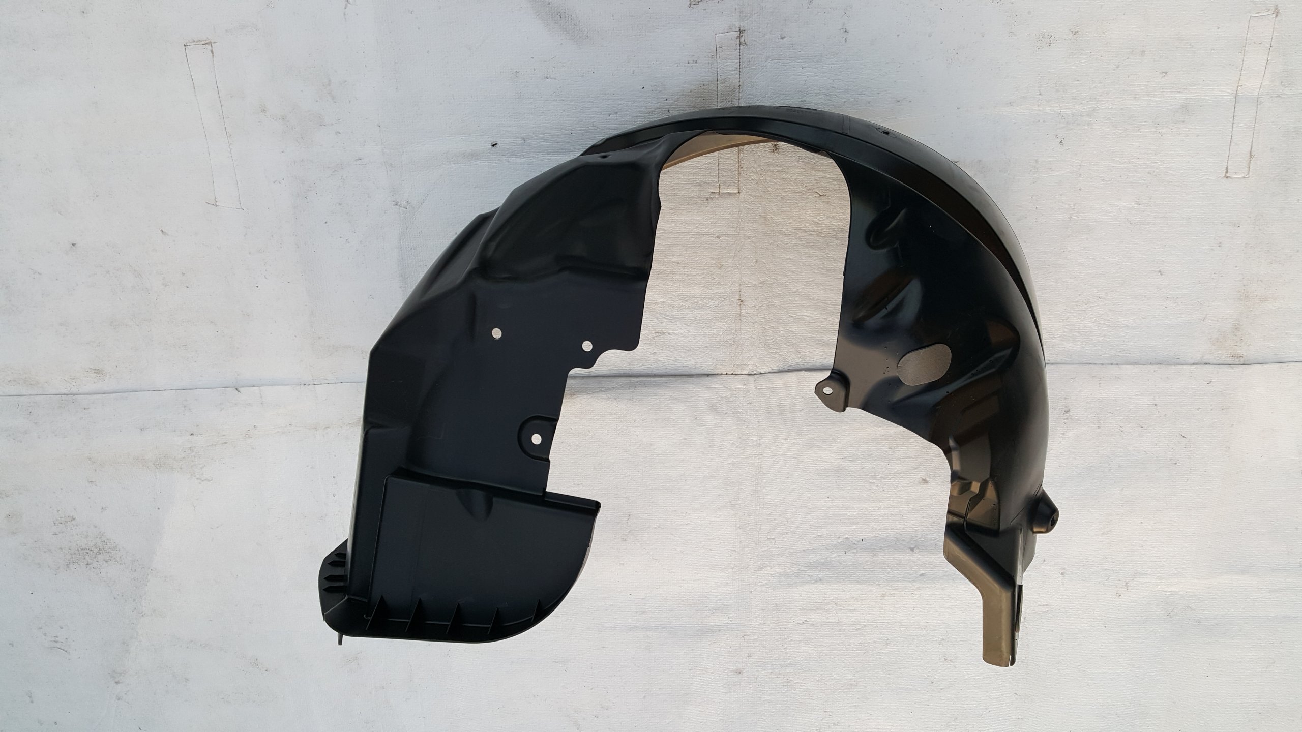 Ford OE H1BB-16114-AE подкрылки