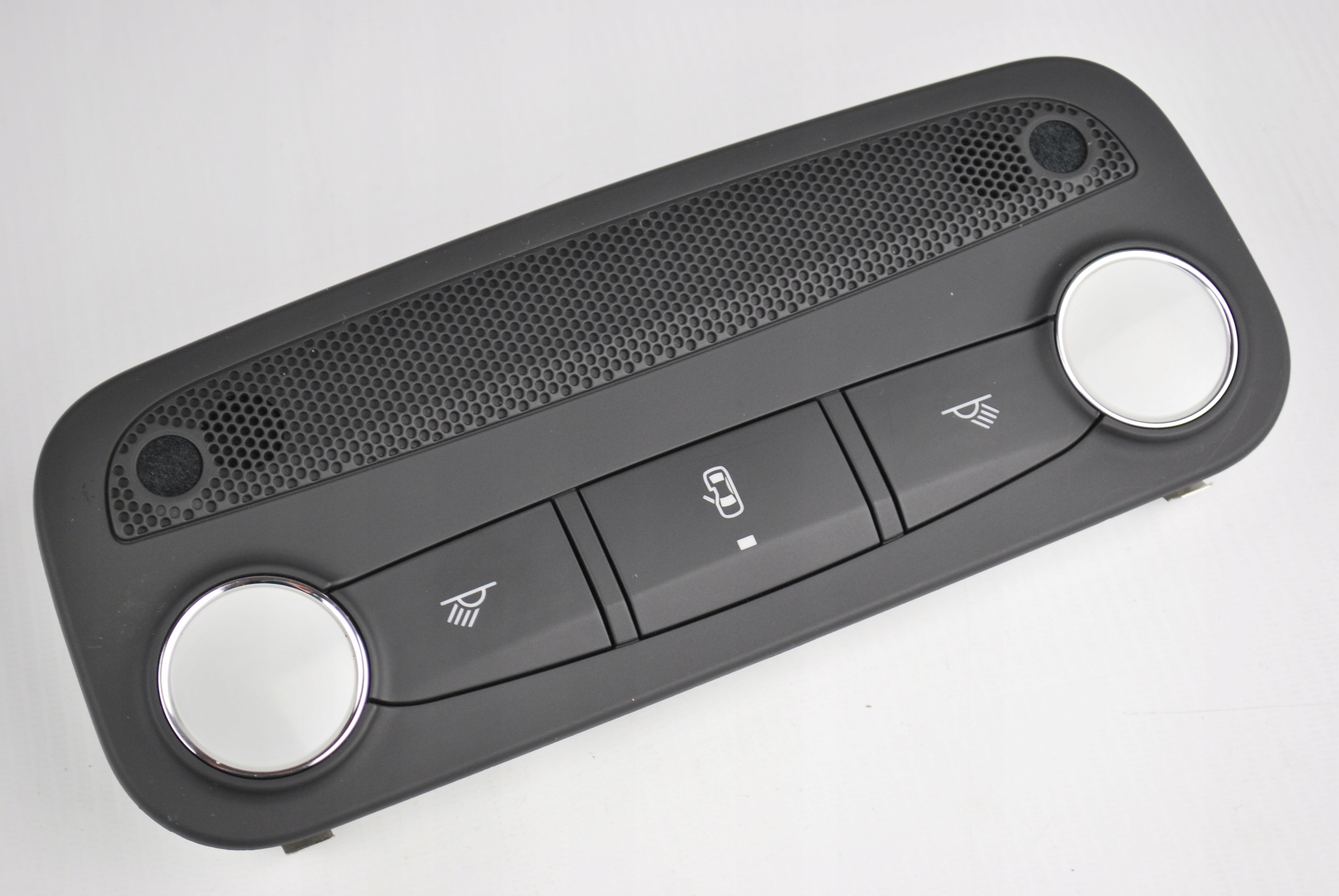 Освещение потолка Audi TT TR8 8j0947111an