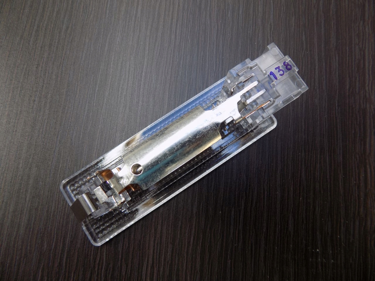 7L6947101A LAMPKA OŚWIETLENIE WNĘTRZA VW PASSAT Typ samochodu Samochody osobowe