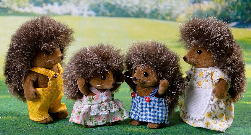 SYLVANIAN FAMILIES RODZINA JEŻYKÓW 3122 4018 Marka Sylvanian Families