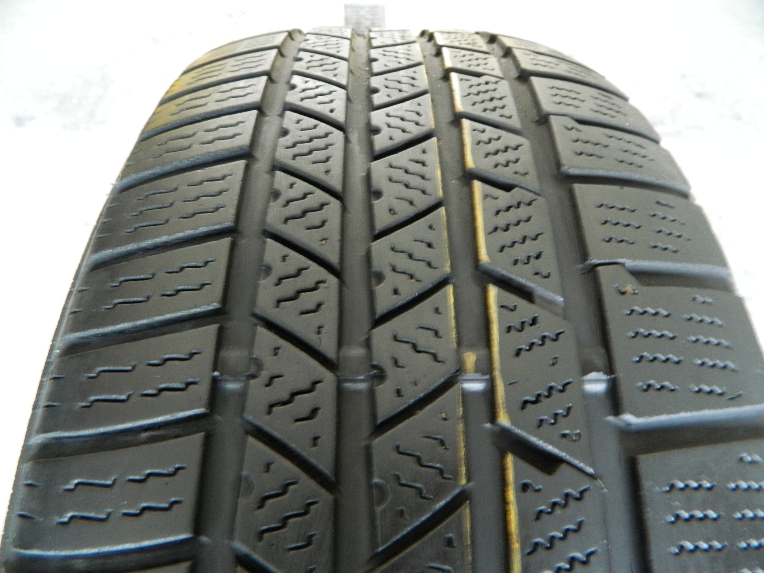 OPONA 235/60R17 CONTINENTAL CROSS CONTACT WINTER