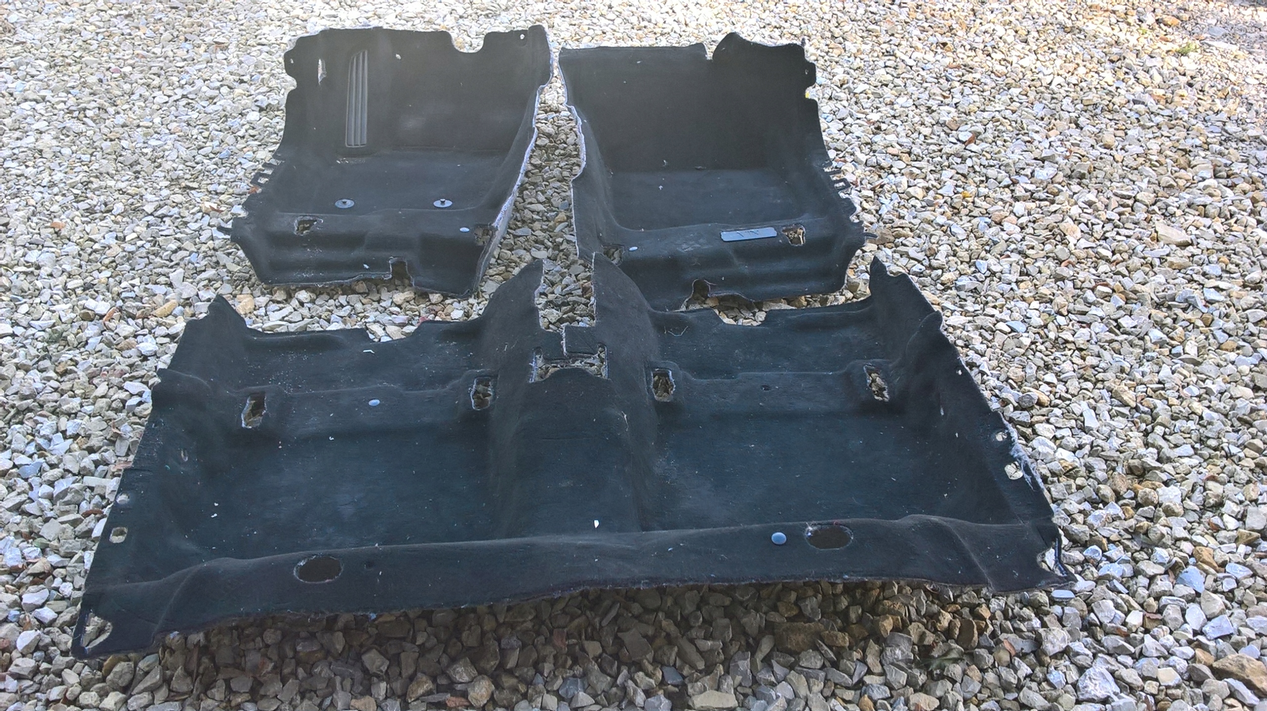 КИЛИМ ПІДЛОГОВЕ ПОКРИТТЯ MONDEO MK5 COMBI