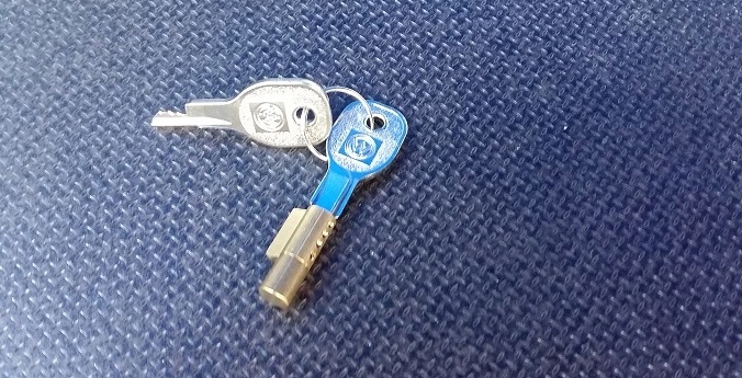 ZAMEK zamknięcie ZABEZPIECZENIE ZACZEPU PRZYCZEPY Marka Winterhoff