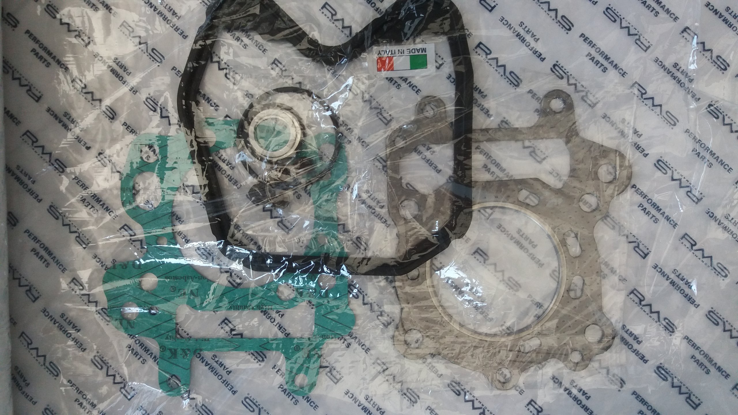 Uszczelki,uszczelka cylindra Aprilia Scarabeo 150 Producent inny