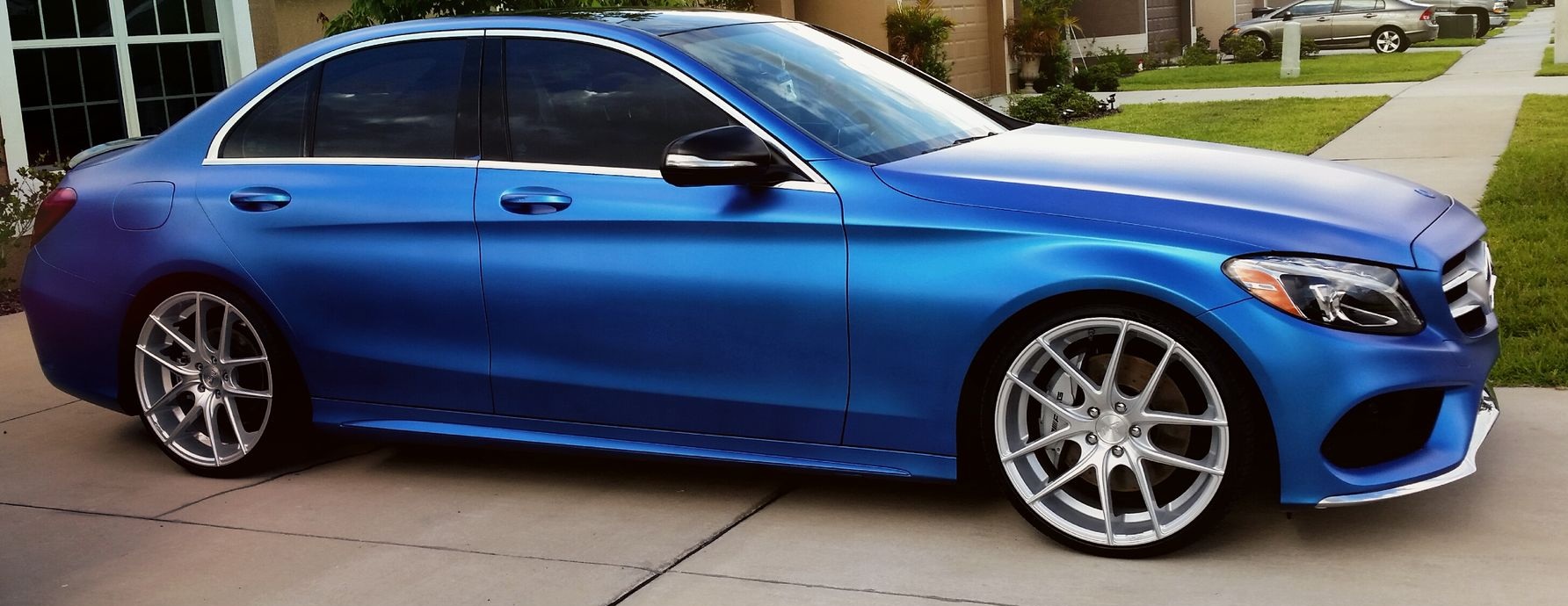 FOLIA CHROM MAT PERLA SATYNA NIEBIESKA 200cm 152cm Color blue