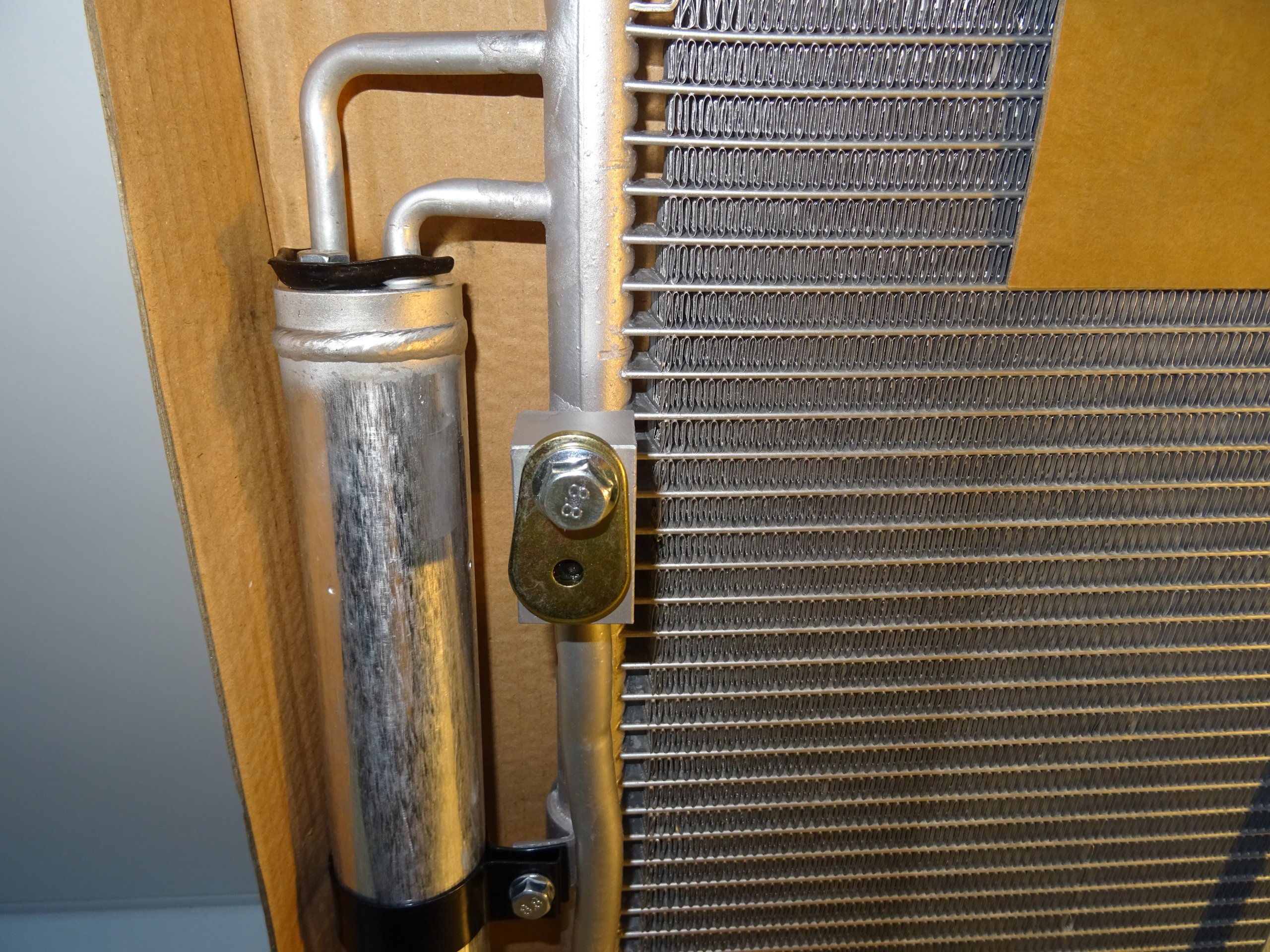 CHŁODNICA KLIM. CHEVROLET AVEO DAEWOO KALOS NOWA ! Typ samochodu Samochody osobowe