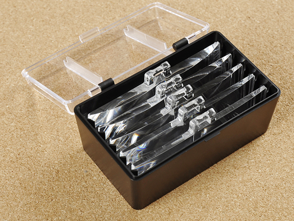 LUPA NA GŁOWĘ CZOŁOWA OKULARY LATARKA 2 LED DOŚWIETLENIE WYMIENNE SOCZEWKI Rodzaj jubilerska