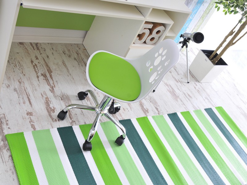 MAŁE KRZESŁO OBROTOWE DO BIURKA FOOT BIAŁE ZIELONE Szerokość mebla 40 cm