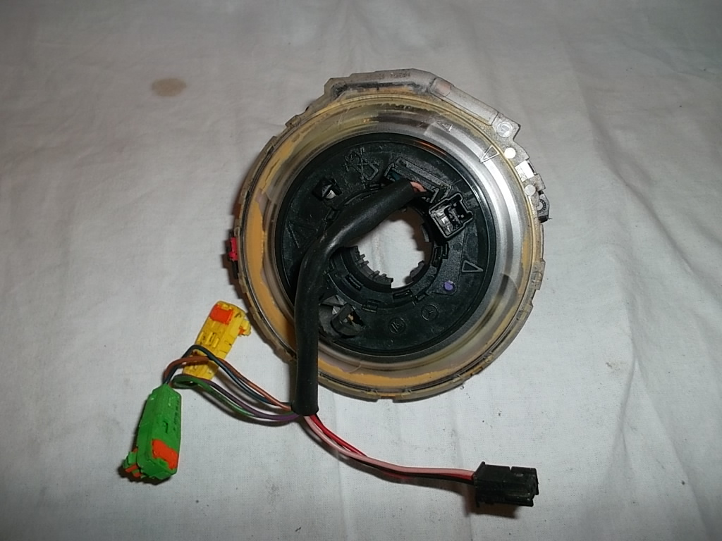 1714640518 - MERCEDES A1714640518 датчик угла поворота руля FV лента