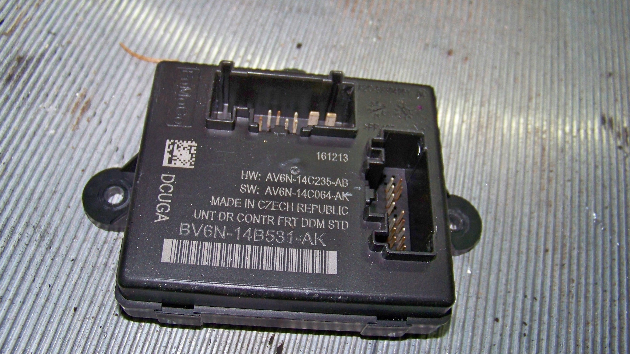 BV6N14B531AK - Ford Focus MK3 13R модуль двері лівий передній