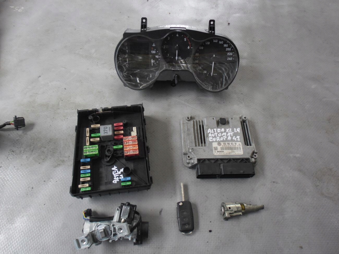 ZESTAW 1.9 TDI AUTOMAT KOMPUTER SEAT 03G906021SM