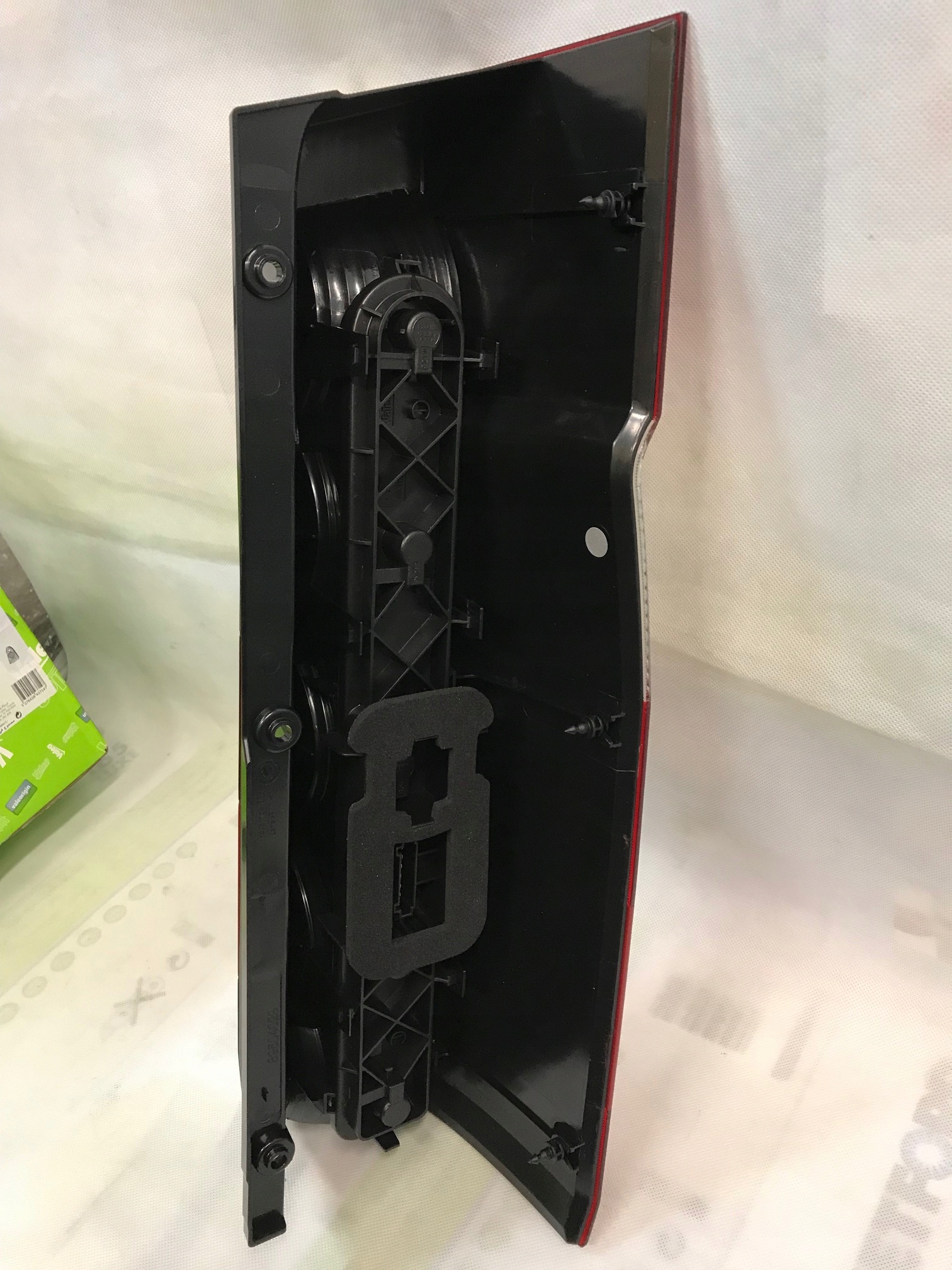 Lampa MERCEDES SPRINTER 2006 LEWA oryginal VALEO EAN 4082300553895