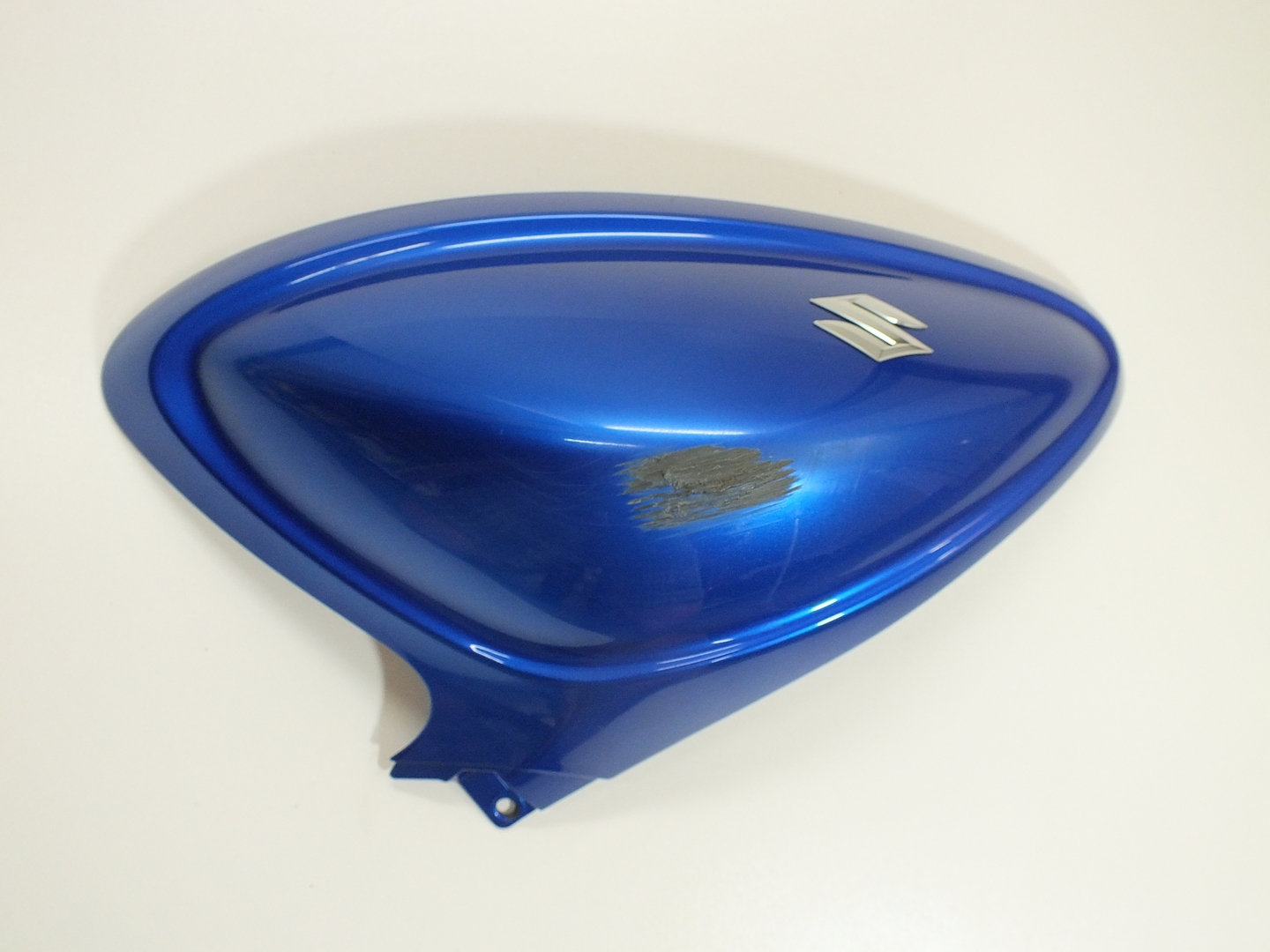 NAKLADKA ZBIORNIKA PALIWA SUZUKI SFV 650 GLADIUS