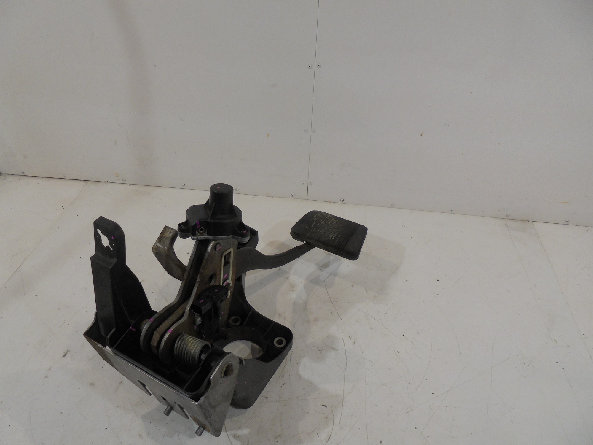 PEDAŁ HAMULCA CHRYSLER PACIFICA