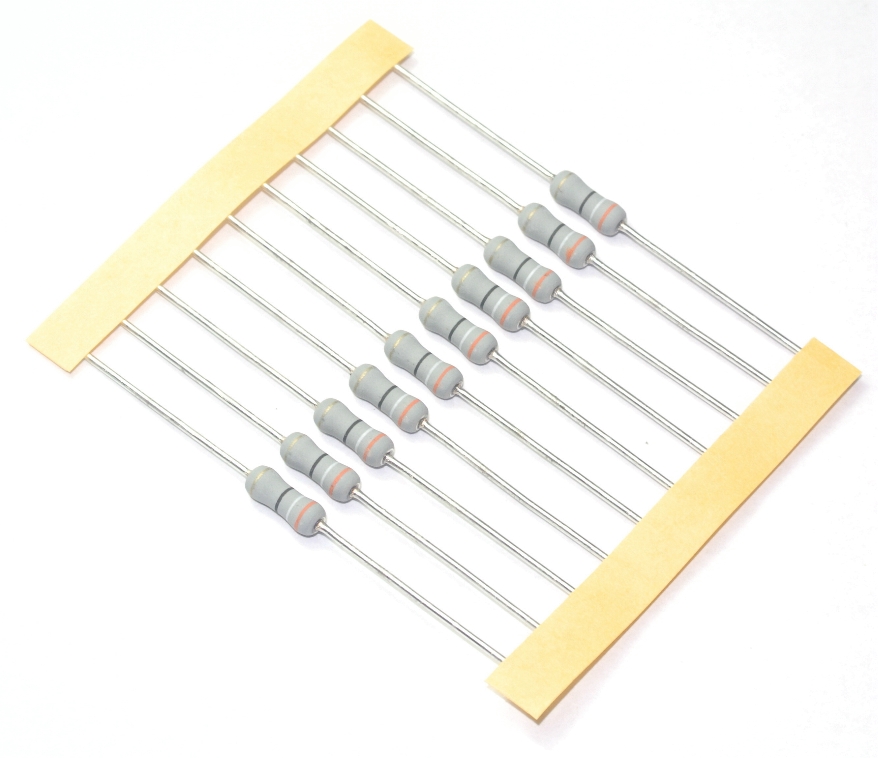 39R 2W Rezystor drutowy 5% ................x10szt.