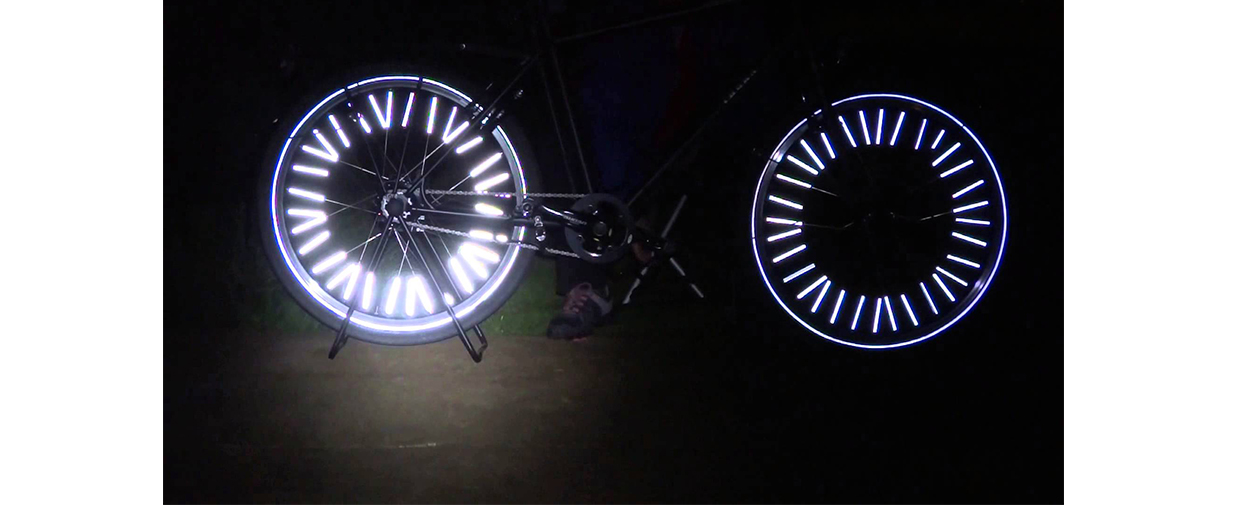 ZESTAW RURKI ODBLASKOWE TAŚMA ODBLASKI NA SZPRYCHY ROWER ROWEROWE SREBRNE Kolor dominujący odcienie szarości