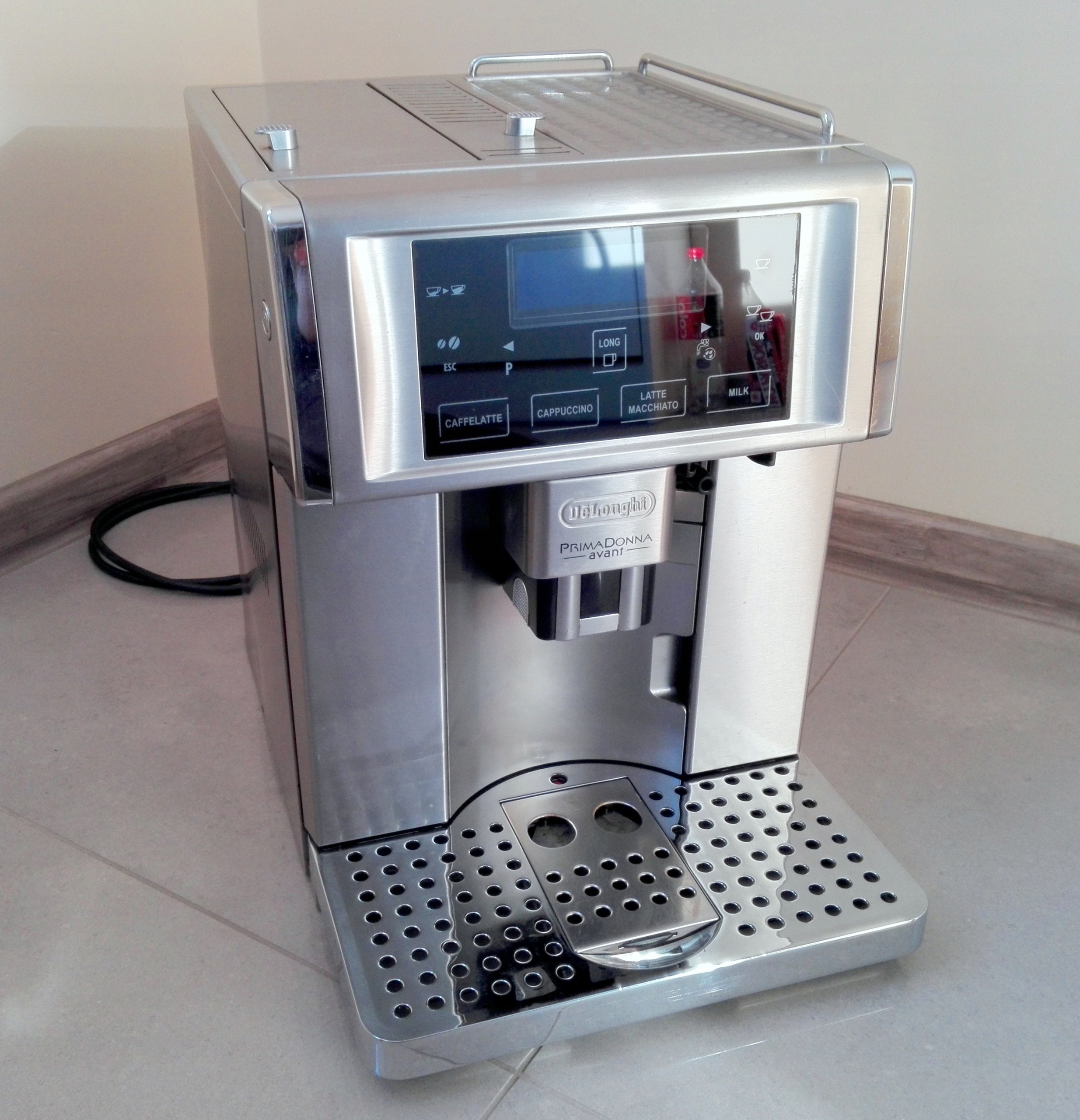 Ekspres Delonghi PrimaDonna Avant ESAM 6700 7744488331 oficjalne