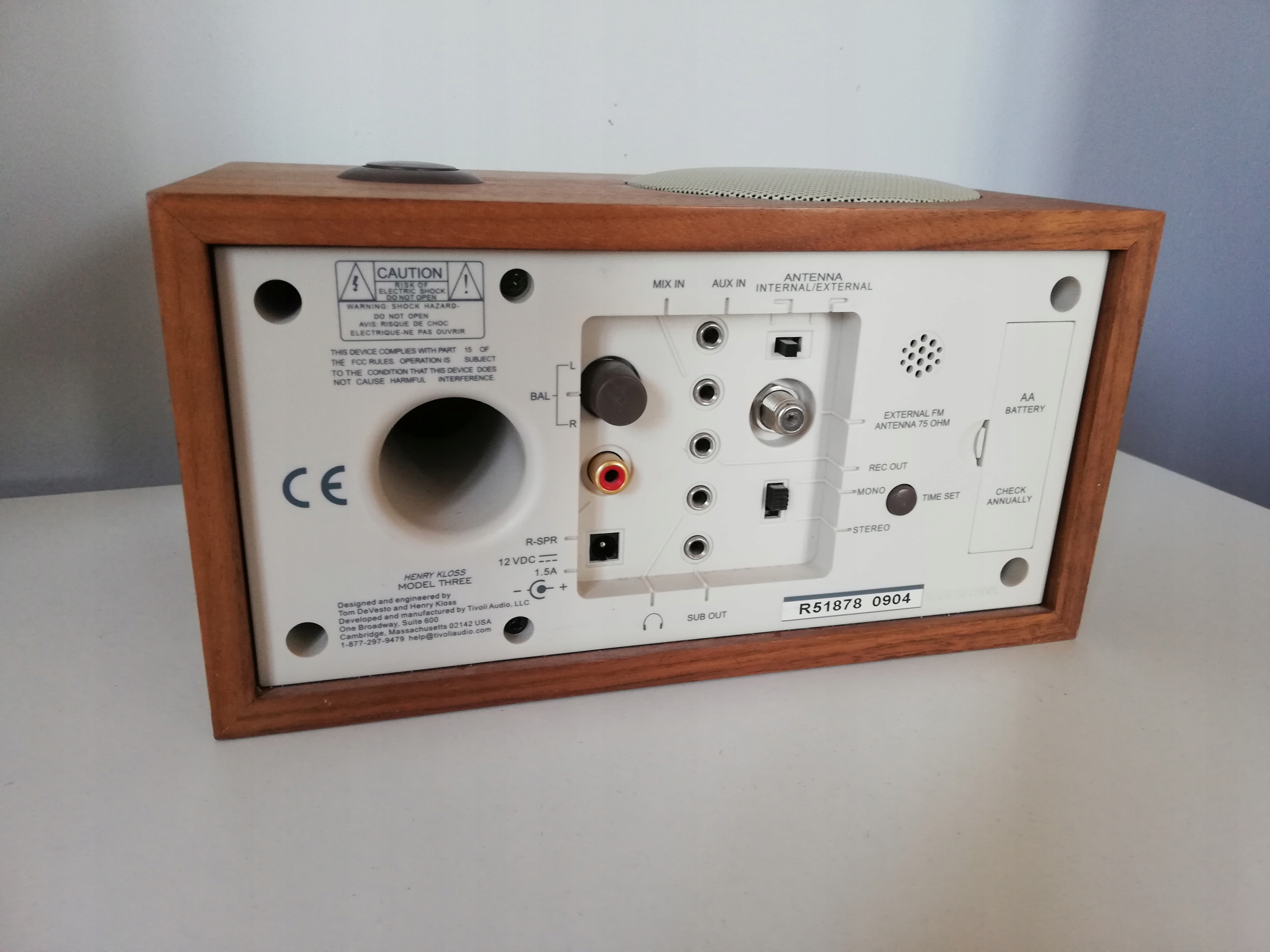 Radio Tivoli Henry Kloss MODEL Three 7565570013 oficjalne archiwum