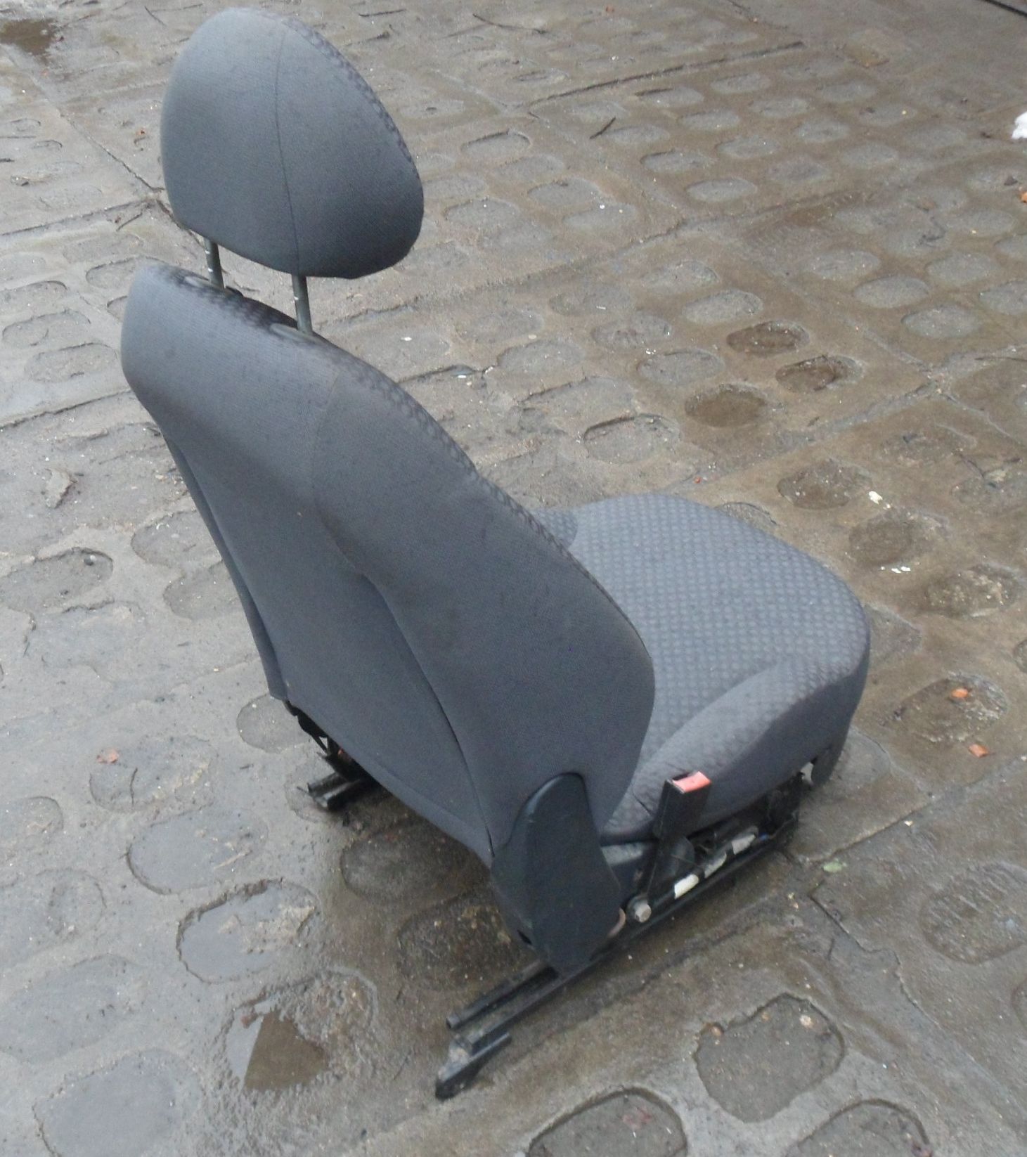 Fotel lewy siedzenie kierowcy Fiat Stilo 5D Airbag