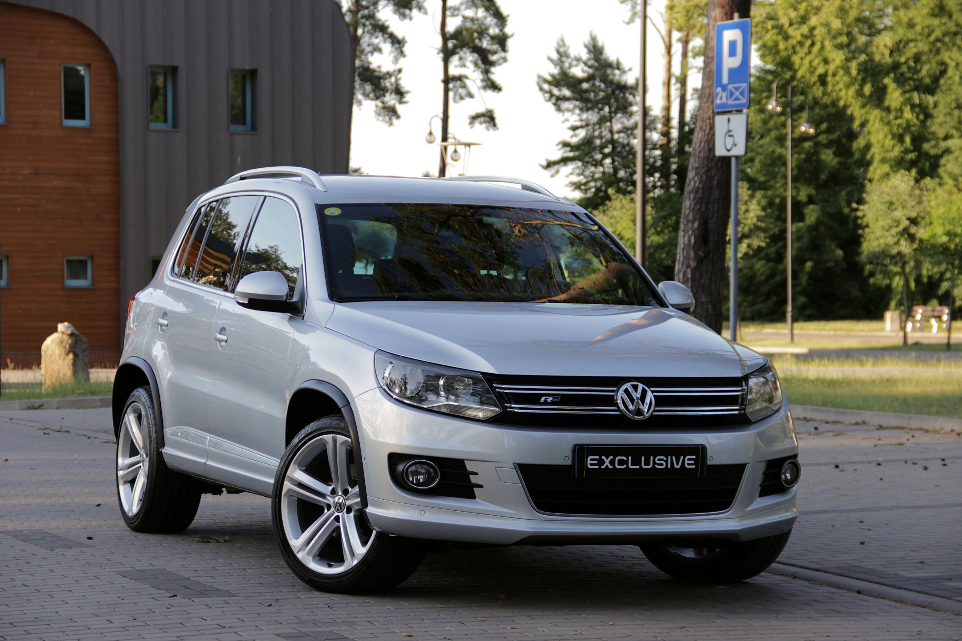 Volkswagen tiguan r line отличия от exclusive