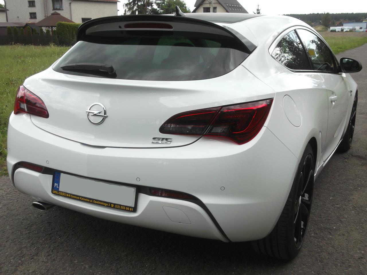 Opel astra j gts