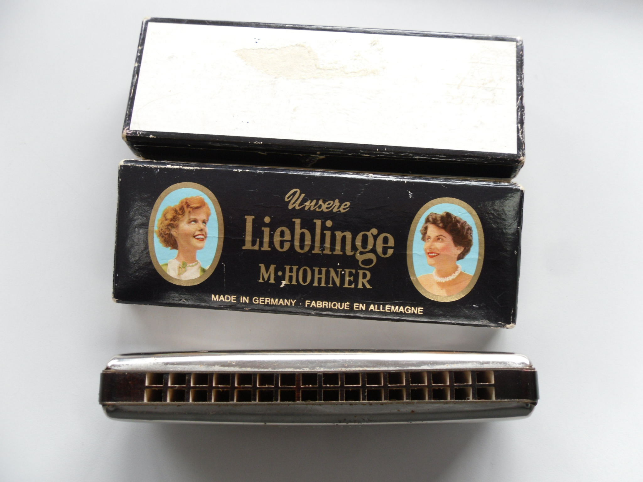 UNSERE LIEBLINGE M. HOHNER stara harmonijka ustna 7088726451