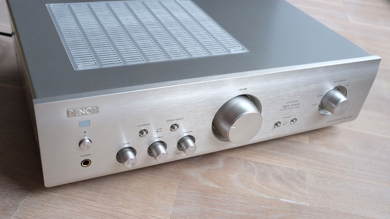Denon PMA720AE sprawdzamy, co potrafi niedrogi japoński wzmacniacz