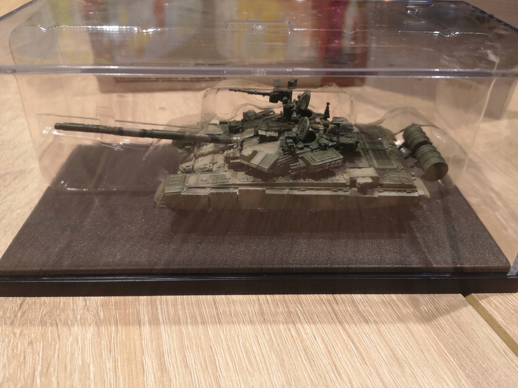 MODELCOLLECT Russian Army 1:72 T-90A MBT |od 50%ce